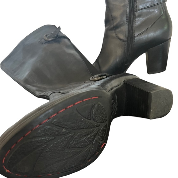 Born all weather leather side zip knee boot with calf stretch in black newer - Picture 7 of 8